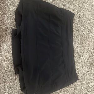 size 6 lulu tennis skirt